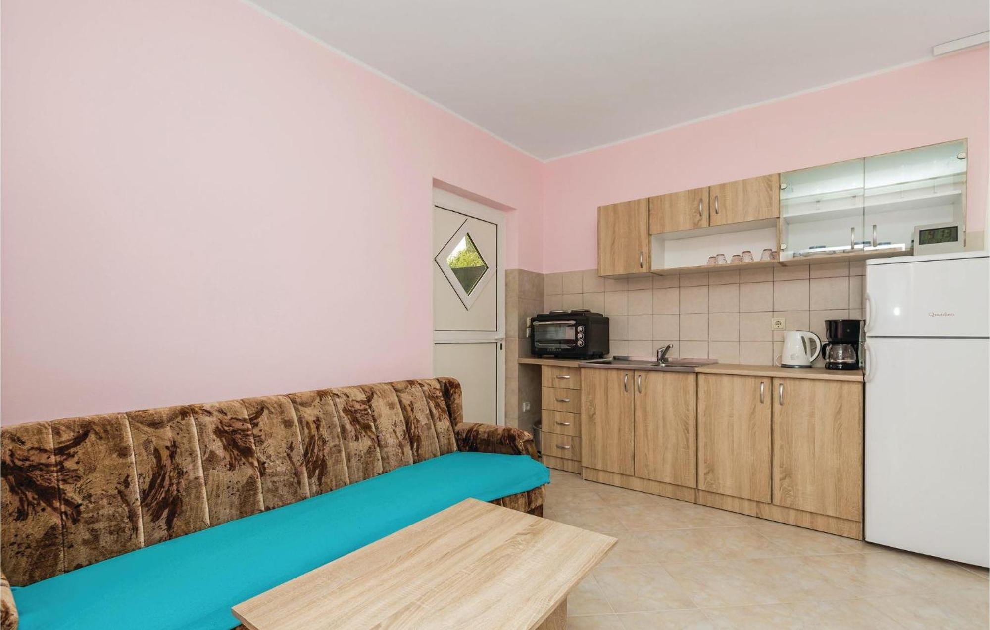 Gorgeous Apartment In Matulji With Kitchen Экстерьер фото
